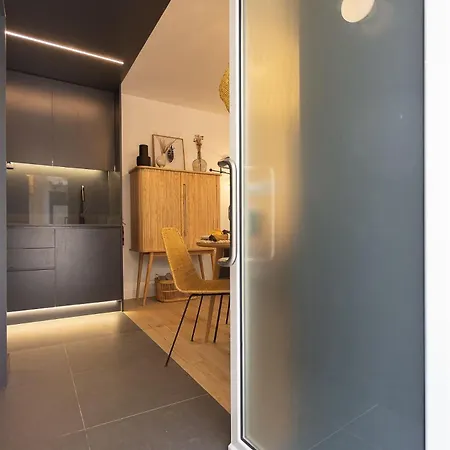 Fin & Tonic דירה